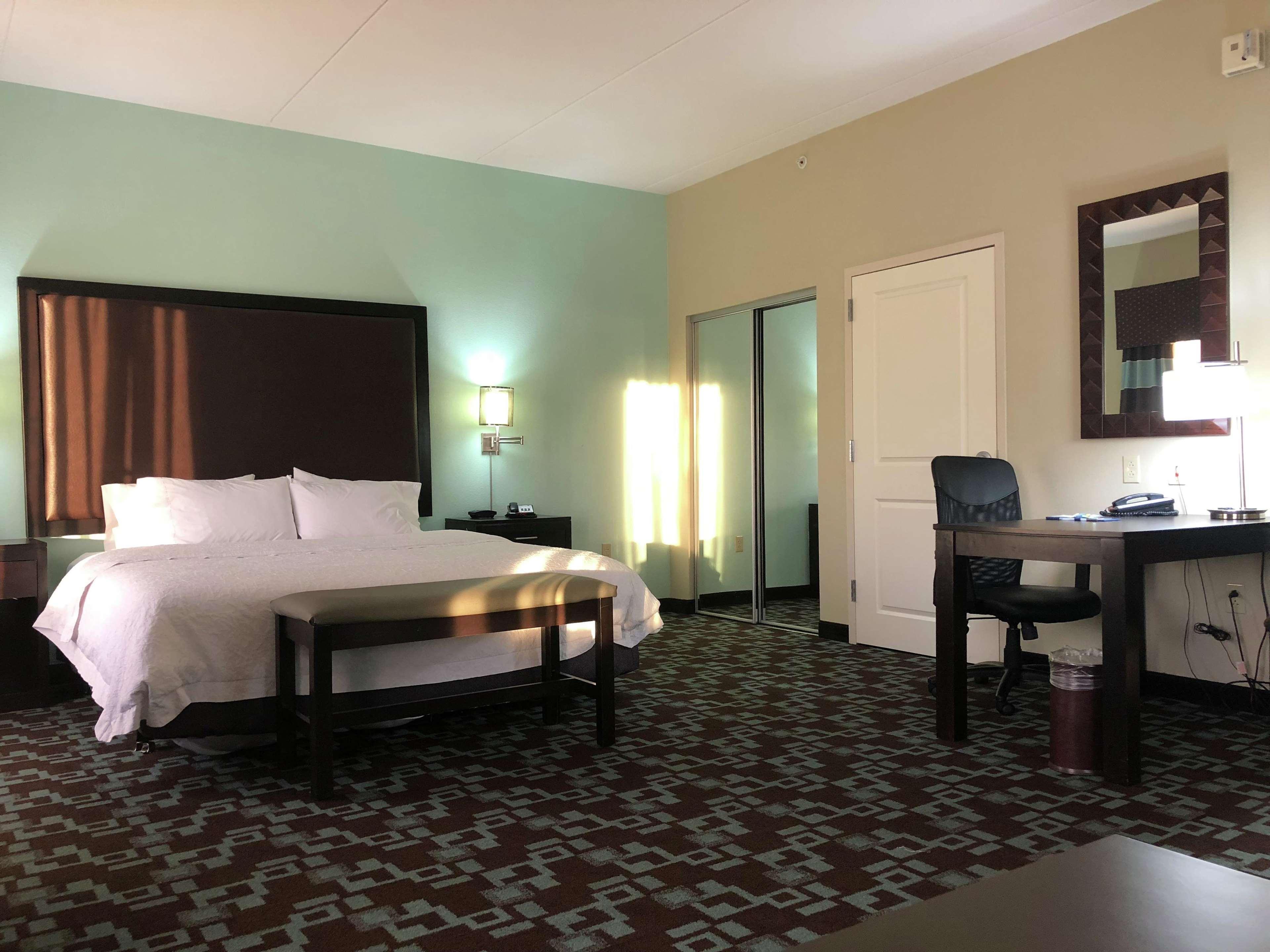 Hampton Inn & Suites Nashville At Opryland Ngoại thất bức ảnh
