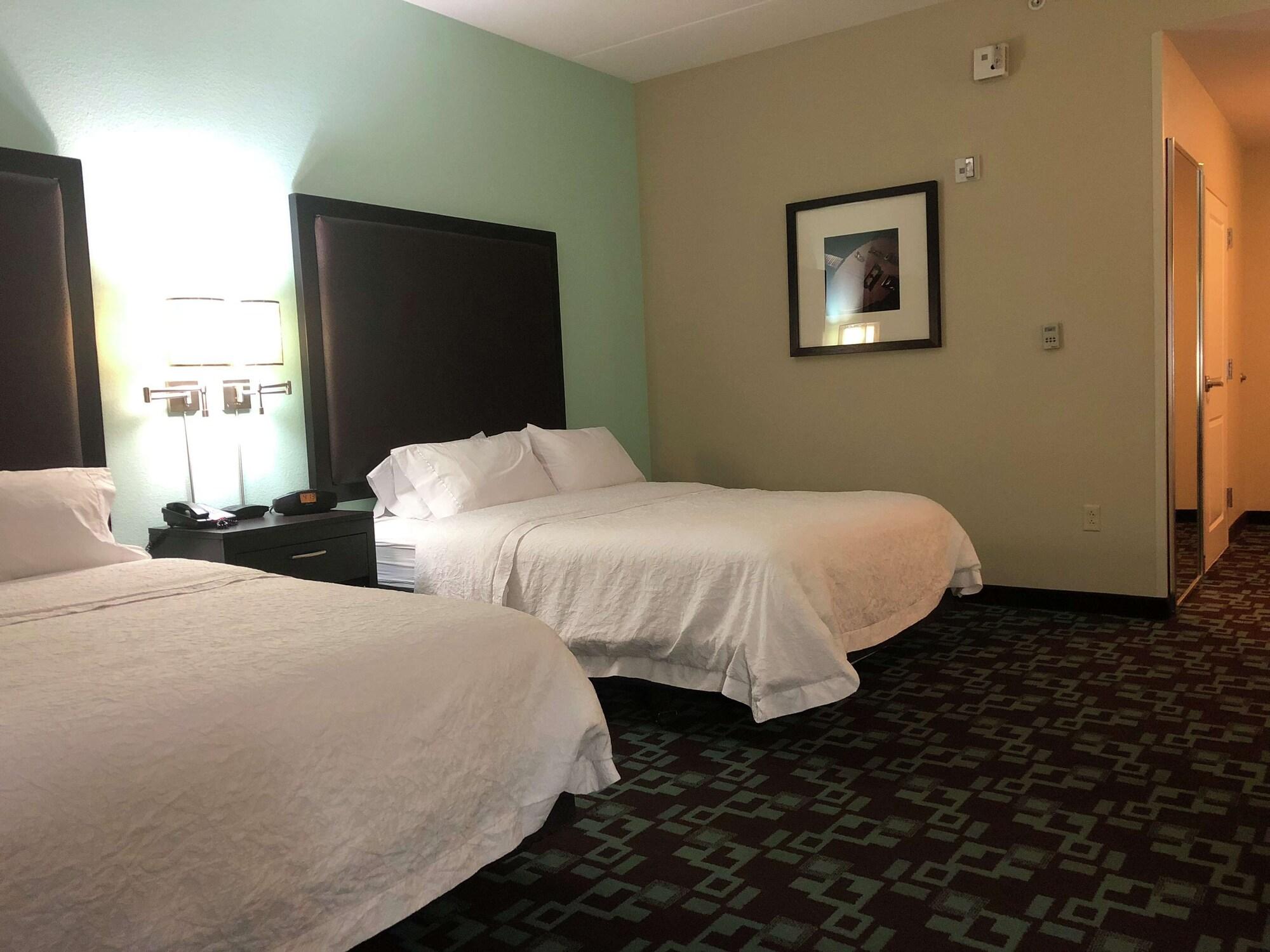 Hampton Inn & Suites Nashville At Opryland Ngoại thất bức ảnh