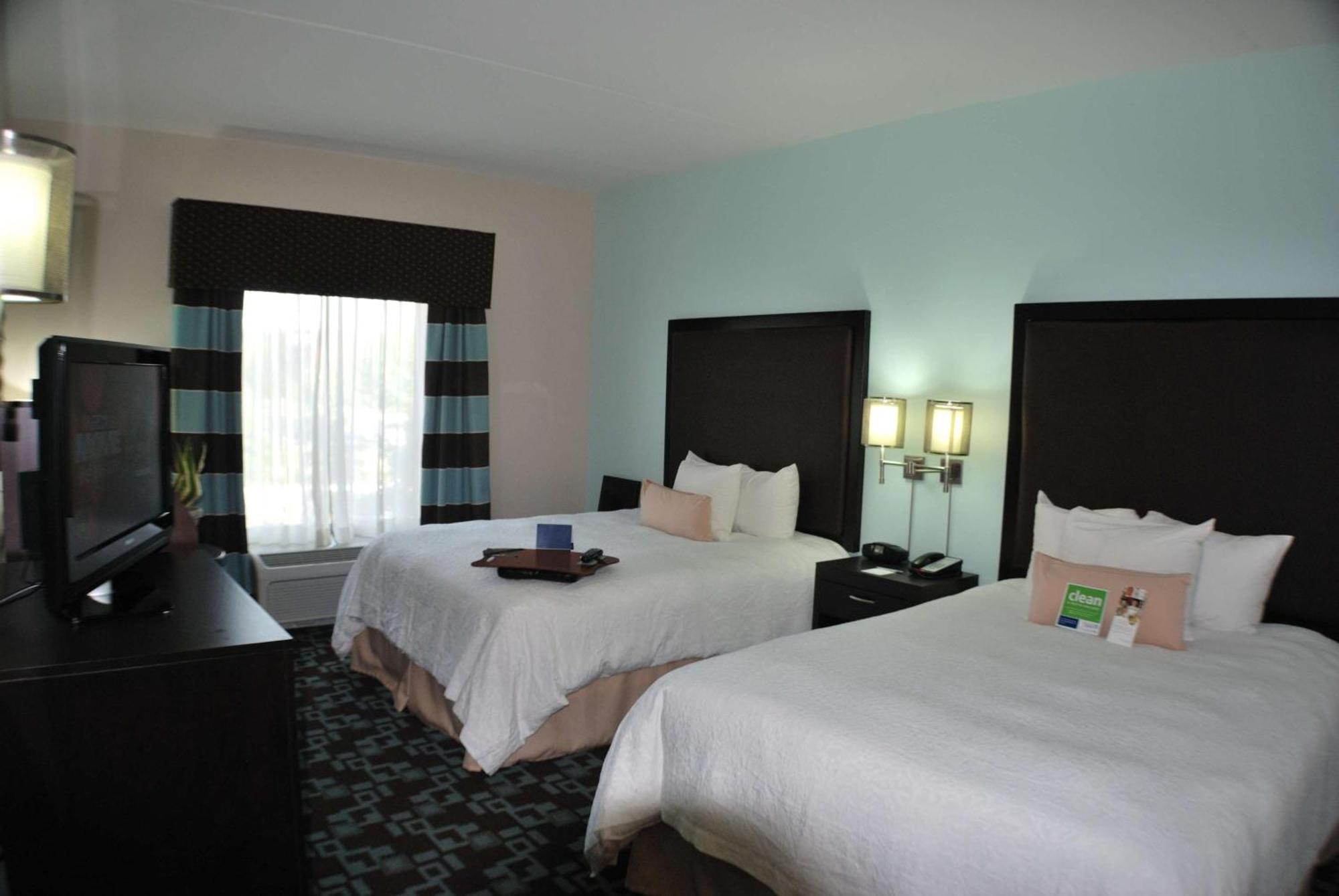 Hampton Inn & Suites Nashville At Opryland Ngoại thất bức ảnh