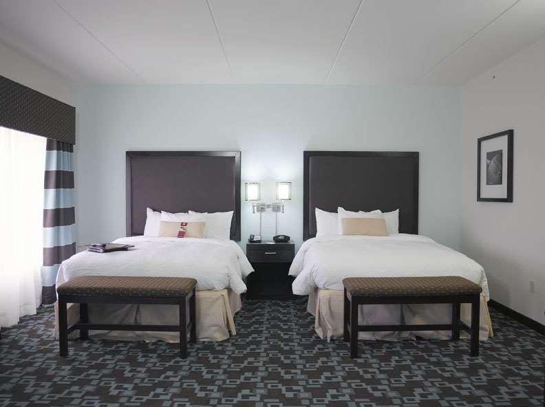 Hampton Inn & Suites Nashville At Opryland Phòng bức ảnh